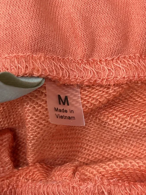 珊瑚红