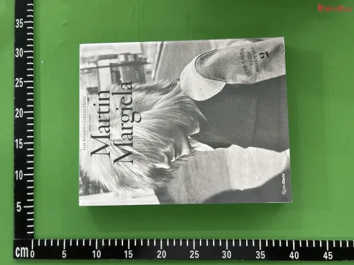 分册名:Martin Margiela马丁马吉拉
