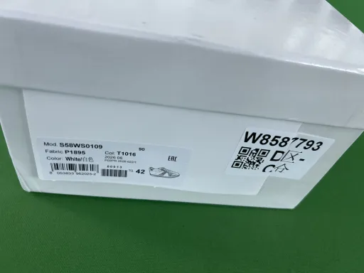 尺码:42男码