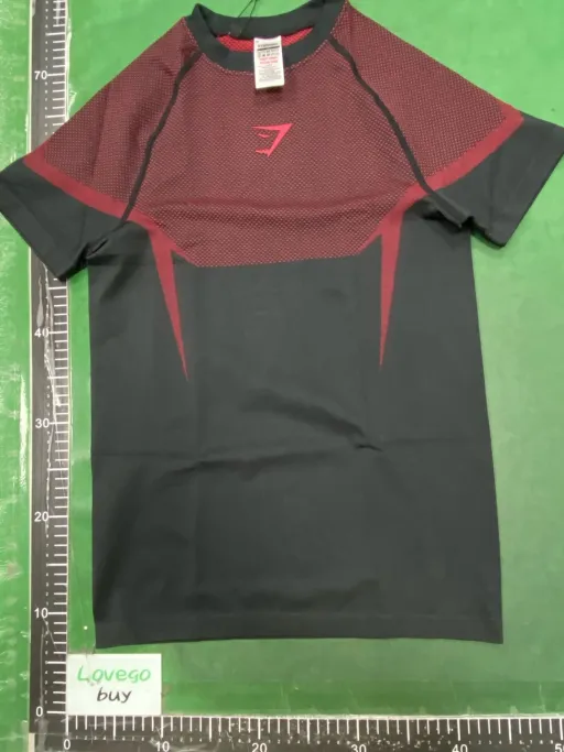 Color Classification: 5.0 Red Short Sleeves