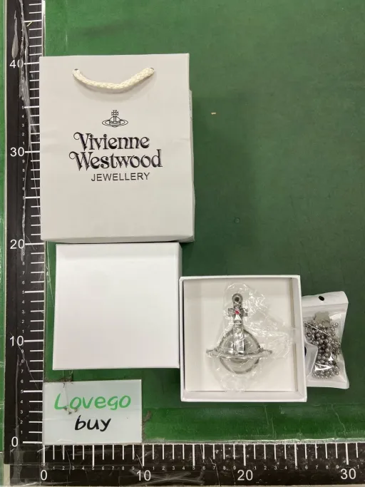 Color Classification: Silver with Pearl Saturn Chain➕Gift Box
