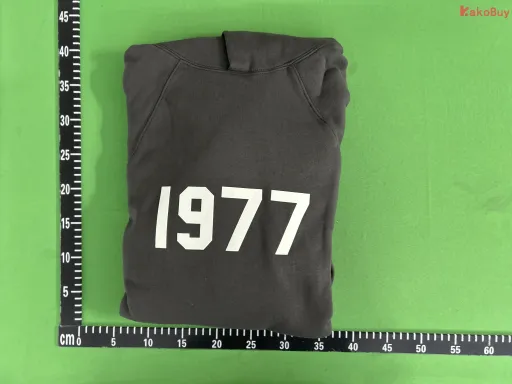 EH04 - 1977 Iron Black 黑色