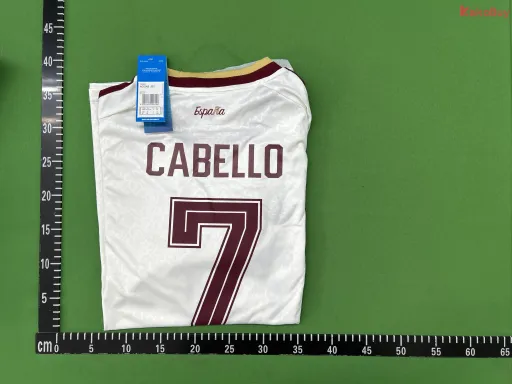 尺码:XL ( + world cup 2 Badges)