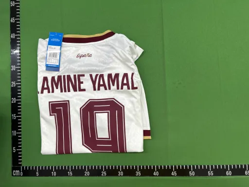 尺码:S ( + world cup 2 Badges)