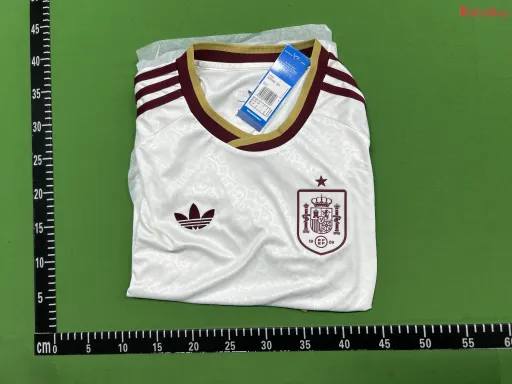 尺码:S ( + world cup 3 Badges)