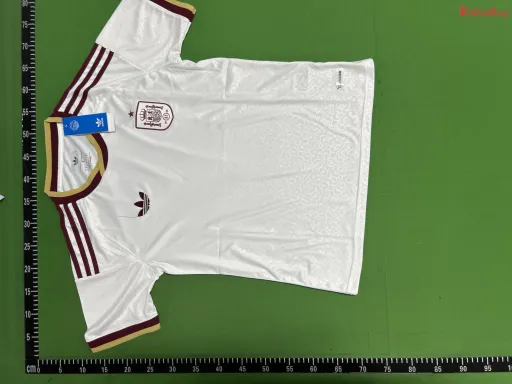 尺码:S (No Badge)