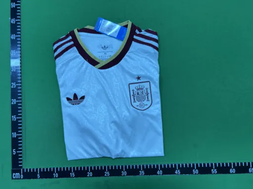 尺码:XL (No Badge)
