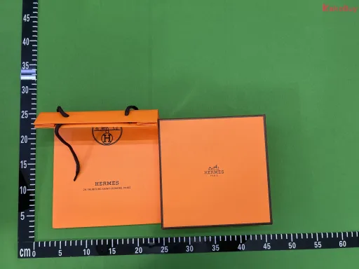 款式:H拉丝白