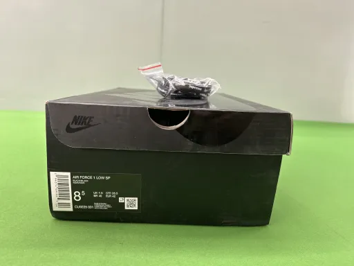 配色:CU9225-001 黑色
