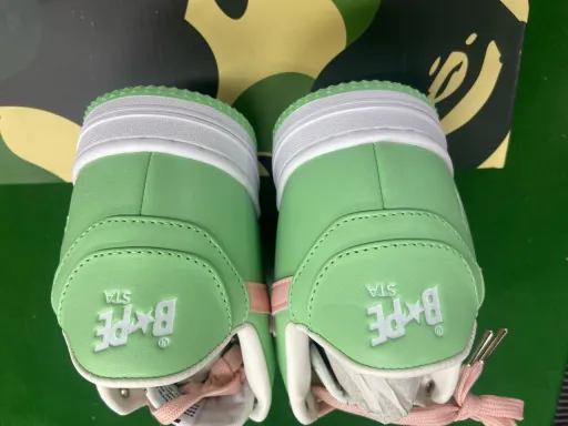 Color matching: 1H70-291-005  皮革绿粉