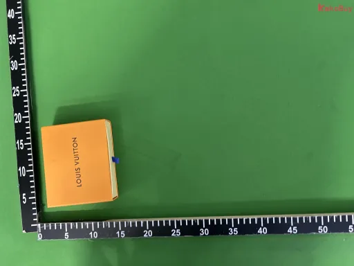 60067# 白格