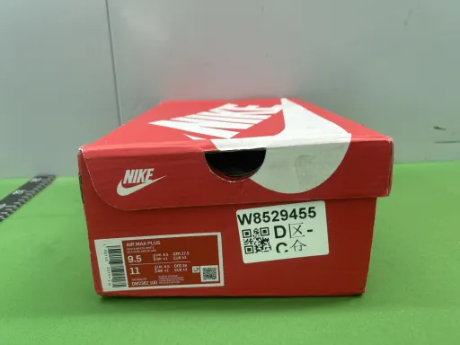Size:US 9.5
