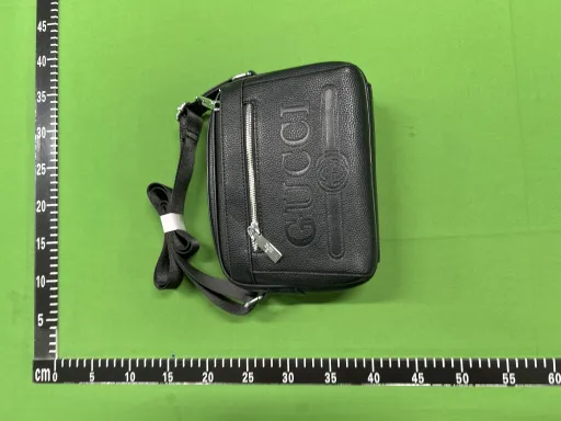 G黑色