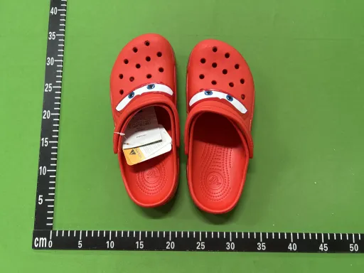 Red car