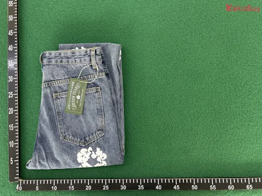 858 蓝色