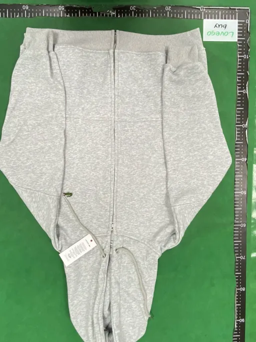灰色