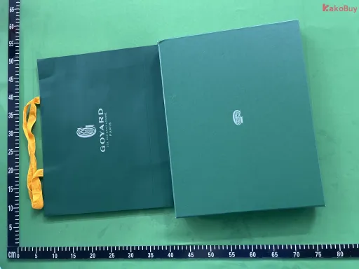 多种颜色可选:棕色拼黑色