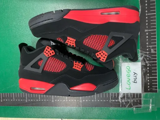 Colors: CT8527-016