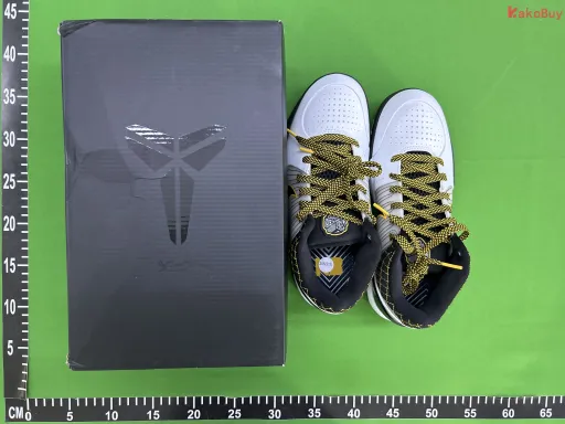 Size:US 7.5