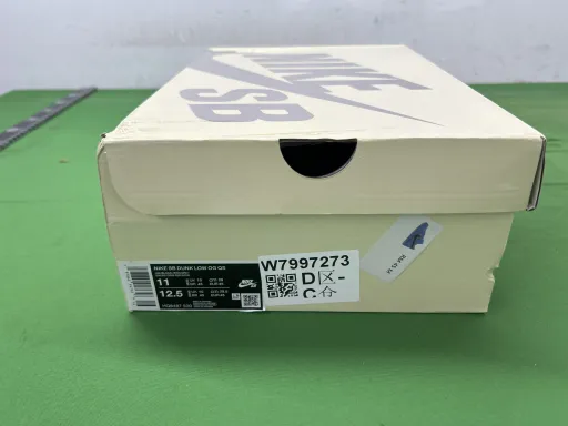 款式配色:HQ8487-500 欧洲限定紫色