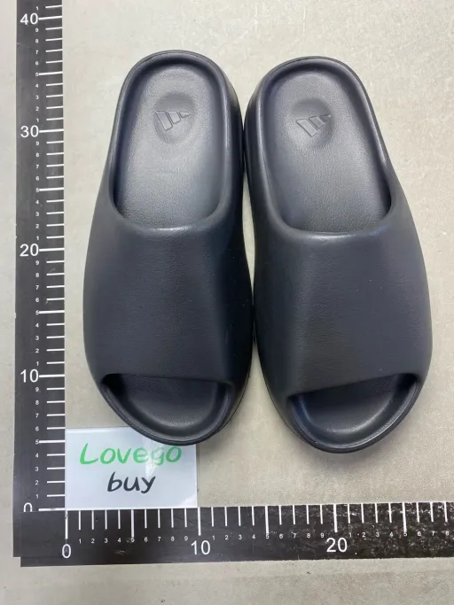 Color matching: LW B品拖鞋 黑玛瑙
