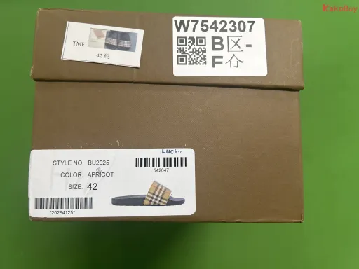 款式配色:FS BB*R拖鞋