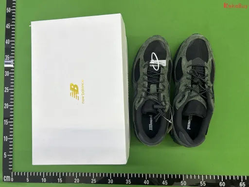 M 2002RXY 黑绿jjj