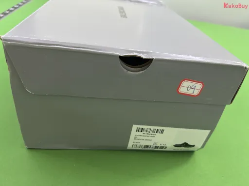 款式配色:DC 巴黎MOLD半托黑色