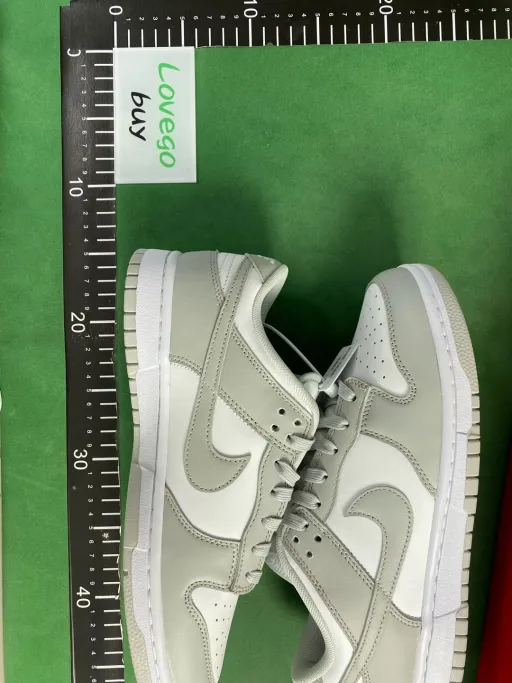 Color matching: M版 DUNK白灰