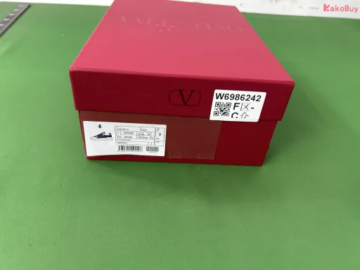 配色:GZ版本 VLTN粗鞋带老花黑白