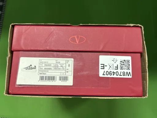 配色:GZ版本 VLTN粗鞋带卡其黑