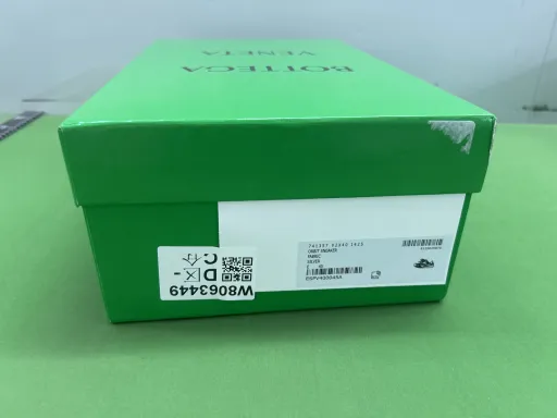 款色:白银