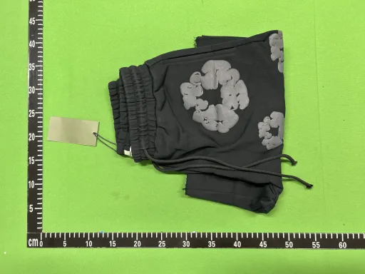 8611黑灰短裤