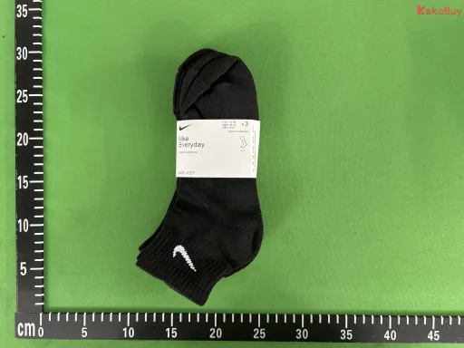 Medium thick socks (3 pairs