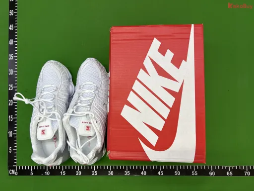 White AR3566-003