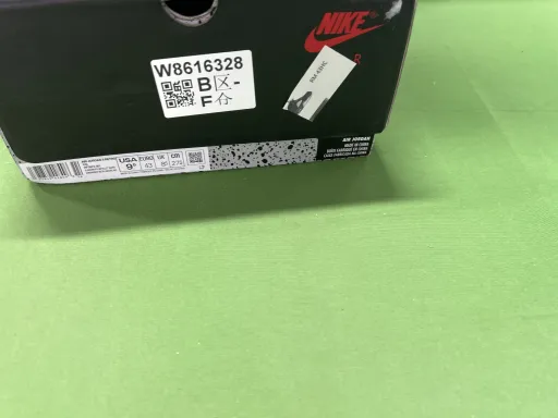 型号:【J5 黑银】HF3975-001