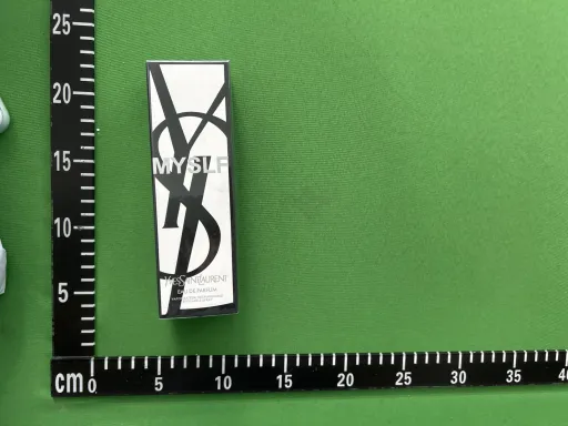 香水:P70-ysl MYSLF Le Parfum