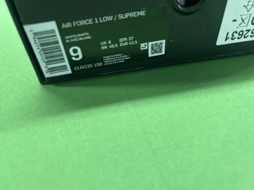 style:supreme white ( 4