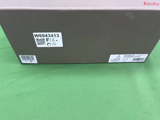 RO 倒三角厚底全白