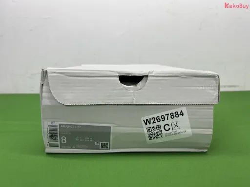 1：1纯白