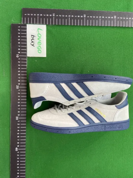 Size: EU43 1
