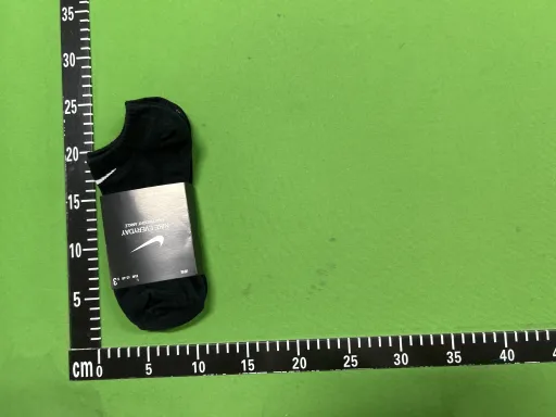 款式:three pairs of black short