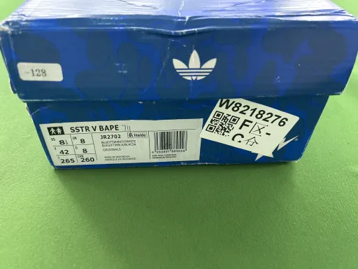 蓝色