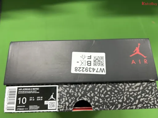 AJ3 白猫 CT8532-111