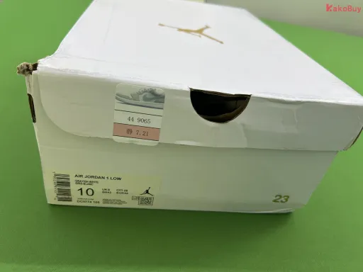 灰白
