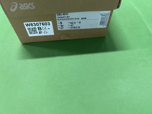 黑蓝色