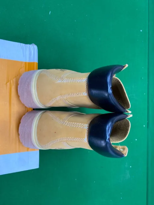 Style Color Matching: 大黄靴高帮