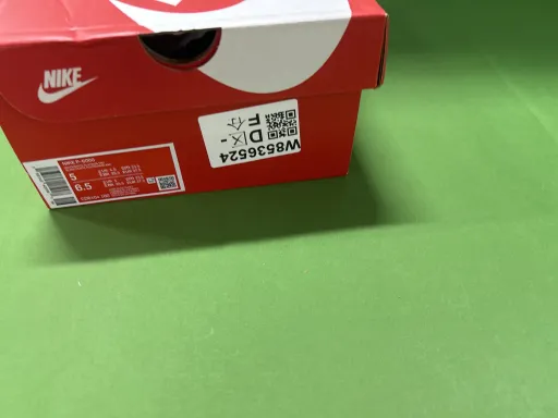 款式配色:CD6404-100 P-6000纯白