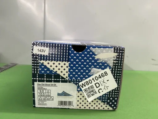 型号尺寸:蓝刺绣