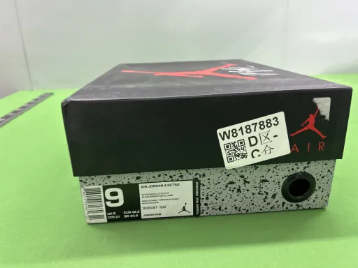 配色:Aj4 白猫 308497-100